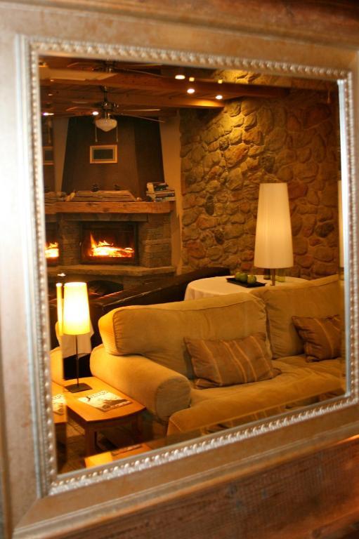 Hotel La Placa Гаригея Екстериор снимка