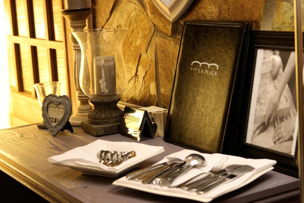 Hotel La Placa Гаригея Екстериор снимка