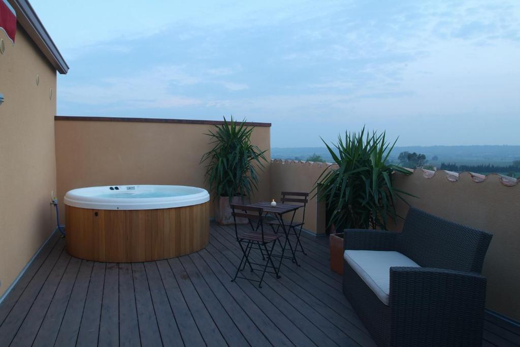 Hotel La Placa Гаригея Стая снимка