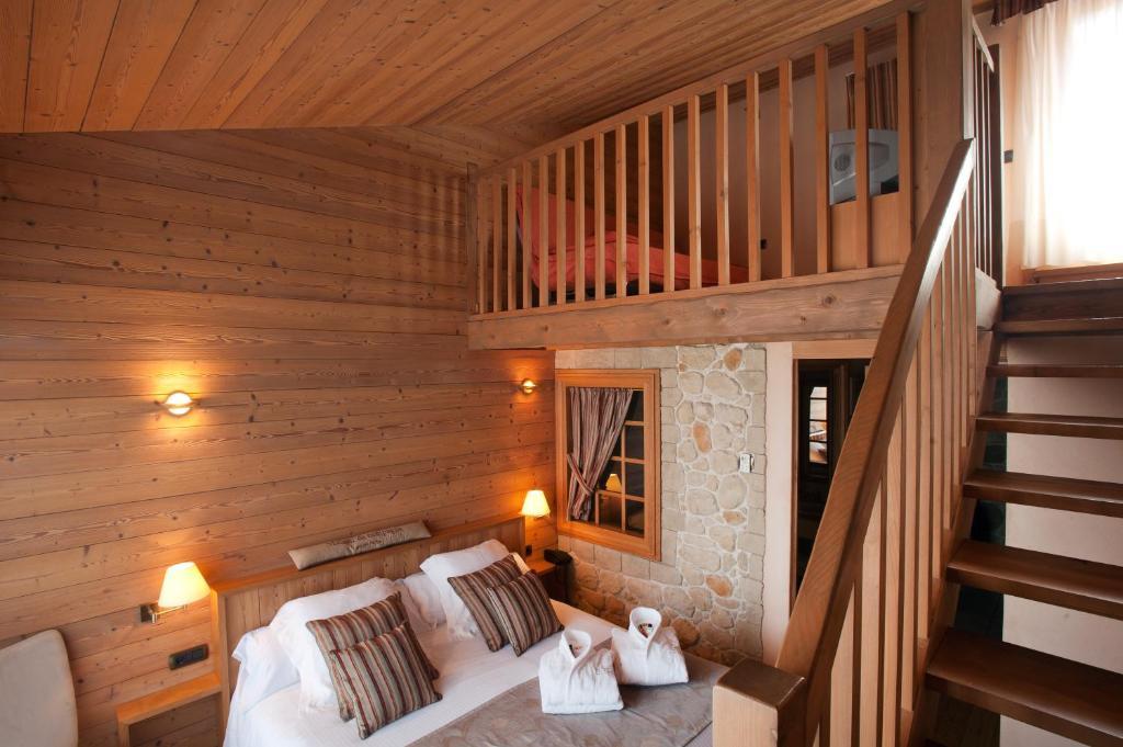 Hotel La Placa Гаригея Стая снимка